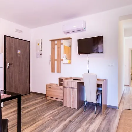 Apartmán Irina - A2 Ground Floor - Mpolo