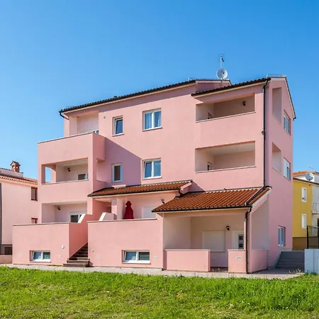 Irina - A2 Ground Floor - Mpolo *